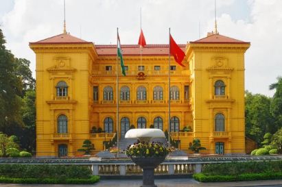 Presidential-palace-hanoi-vietnam-1